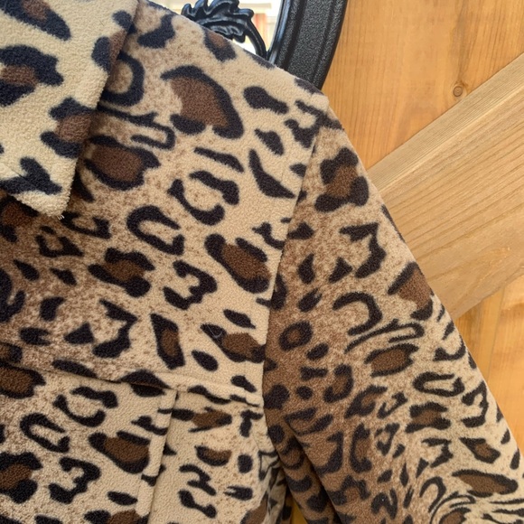 👑Host Pick👑Vintage Fleece Cheetah Print Jacket - Picture 4 of 6